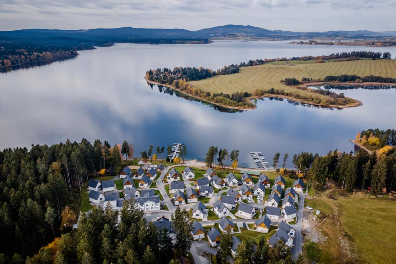 Deluxe Apartment Lipno - Lake Side Village, Frymburk Nad Vltavou Exterior photo